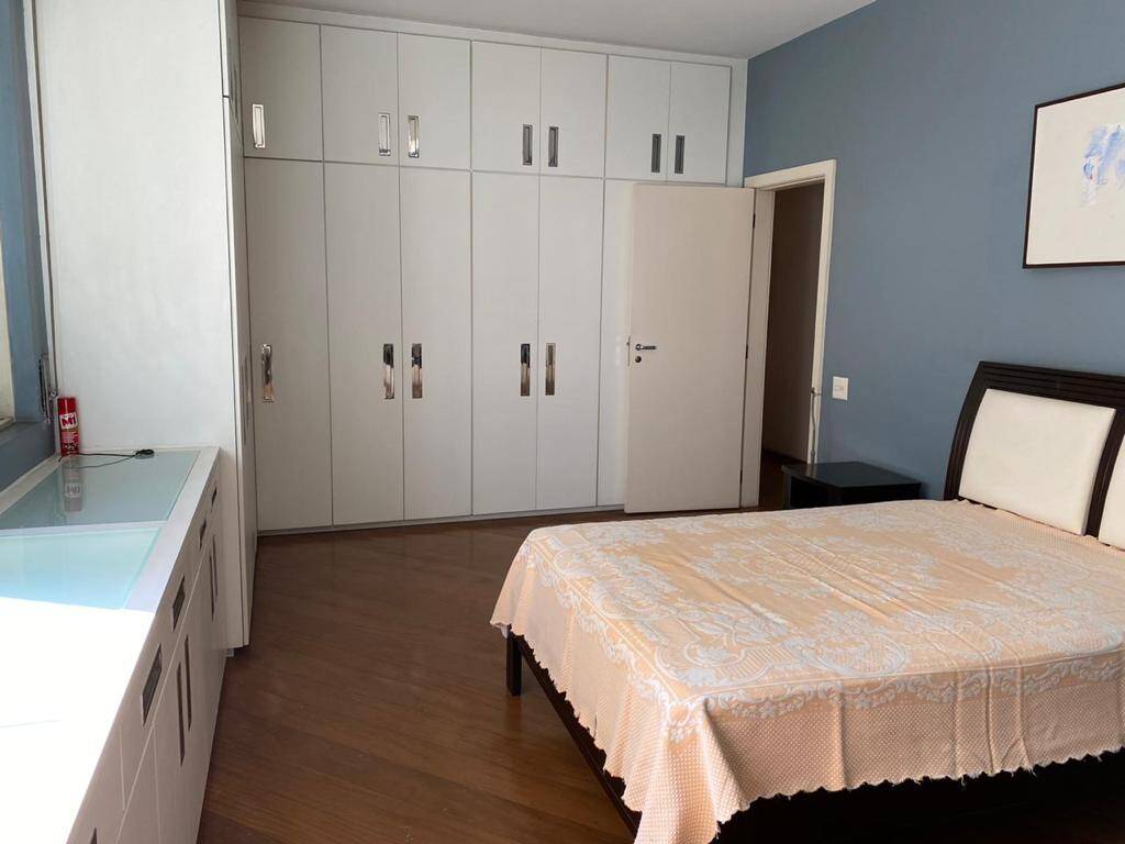 Apartamento à venda com 4 quartos, 319m² - Foto 9