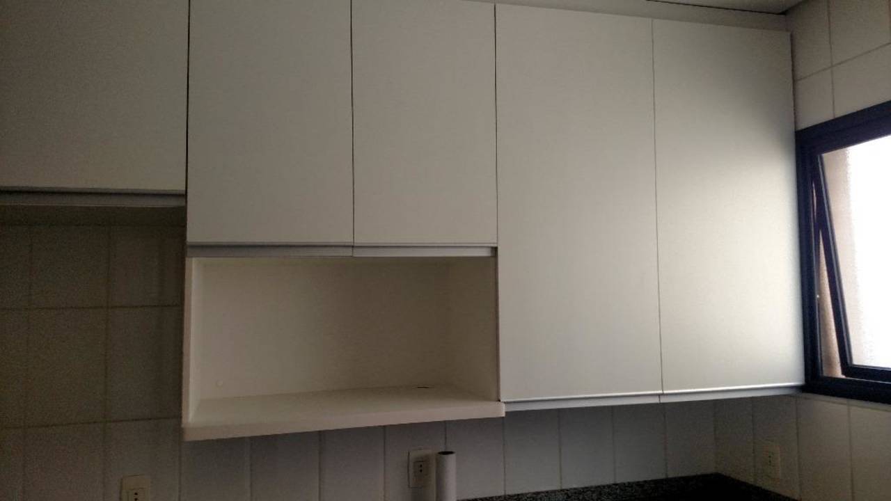 Apartamento à venda com 4 quartos, 202m² - Foto 15